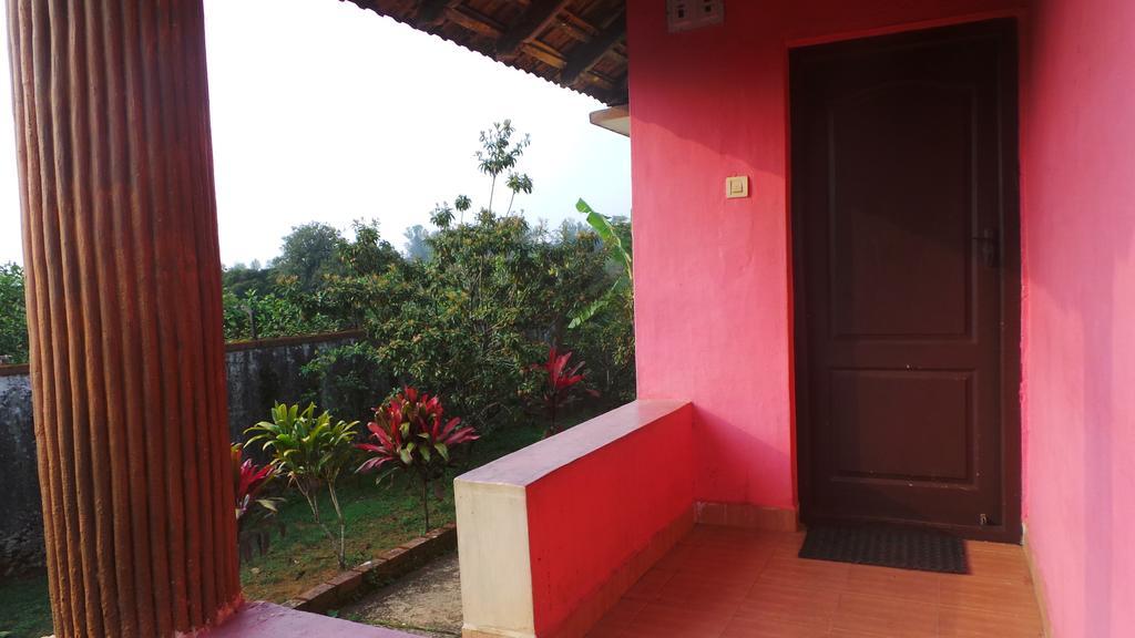 Golf View Cottages Madikeri Exterior photo